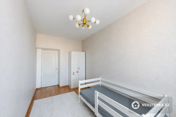 3-комнатная квартира, этаж 5 из 5, 55 м², фотография 5