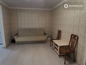2-комнатная квартира, этаж 2 из 5, 46 м², миниатюра 2