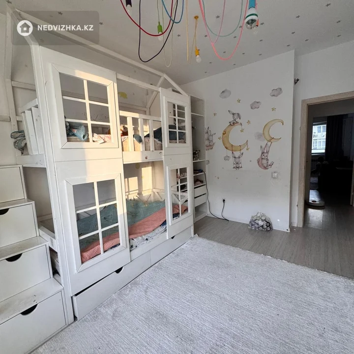 3-комнатная квартира, этаж 6 из 9, 87 м², фотография 3