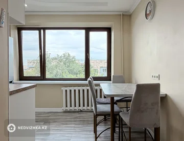 3-комнатная квартира, этаж 5 из 5, 86 м², миниатюра 1
