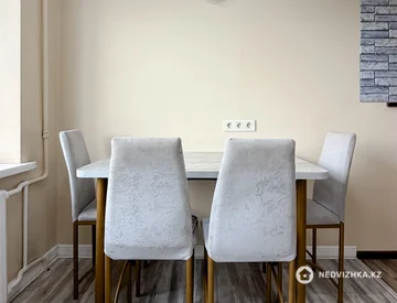 3-комнатная квартира, этаж 5 из 5, 86 м², миниатюра 2
