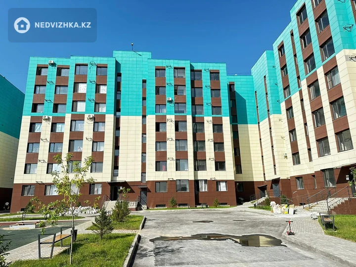 2-комнатная квартира, этаж 6 из 6, 69 м², фотография 2