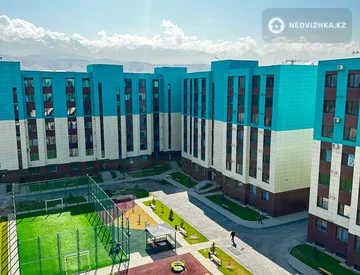 2-комнатная квартира, этаж 6 из 6, 69 м², миниатюра 3