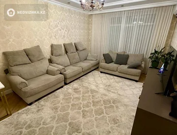 4-комнатная квартира, этаж 7 из 9, 114 м², миниатюра 1