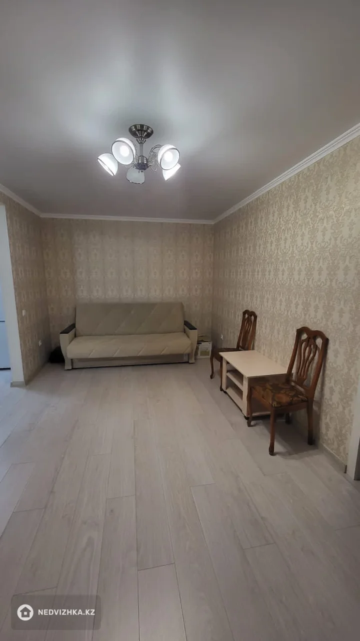 2-комнатная квартира, этаж 2 из 5, 46 м², На длительный срок, фотография 3