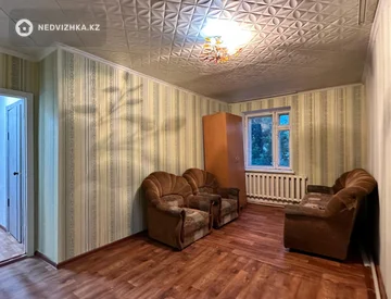 2-комнатная квартира, этаж 2 из 3, 54 м², миниатюра 4