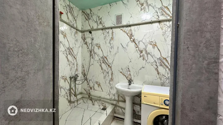 2-комнатная квартира, этаж 2 из 3, 54 м², фотография 5