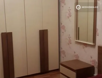 3-комнатная квартира, этаж 5 из 10, 85 м², На длительный срок, миниатюра 5