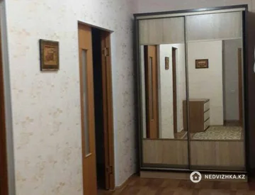 3-комнатная квартира, этаж 5 из 10, 85 м², На длительный срок, миниатюра 7