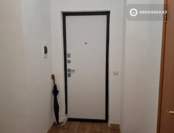 2-комнатная квартира, этаж 13 из 13, 70 м², На длительный срок, миниатюра 12