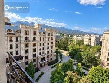 3-комнатная квартира, этаж 7 из 8, 134 м², миниатюра 2