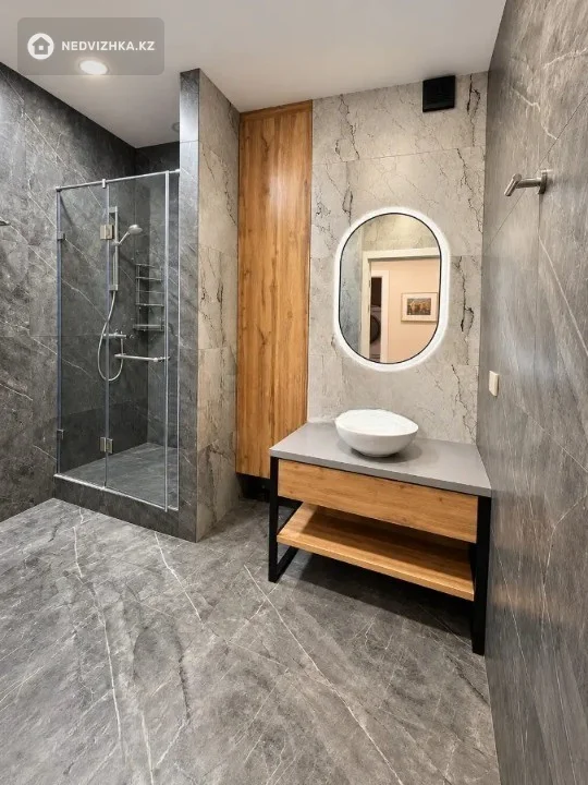 3-комнатная квартира, этаж 7 из 8, 134 м², фотография 5