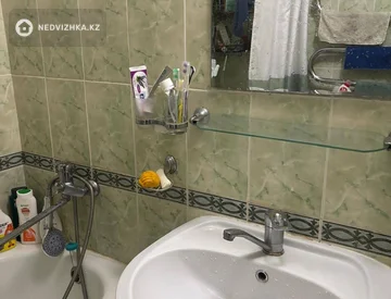 3-комнатная квартира, этаж 1 из 9, 64 м², миниатюра 9