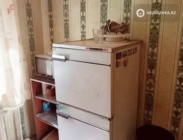 2-комнатная квартира, этаж 3 из 4, 44 м², миниатюра 1