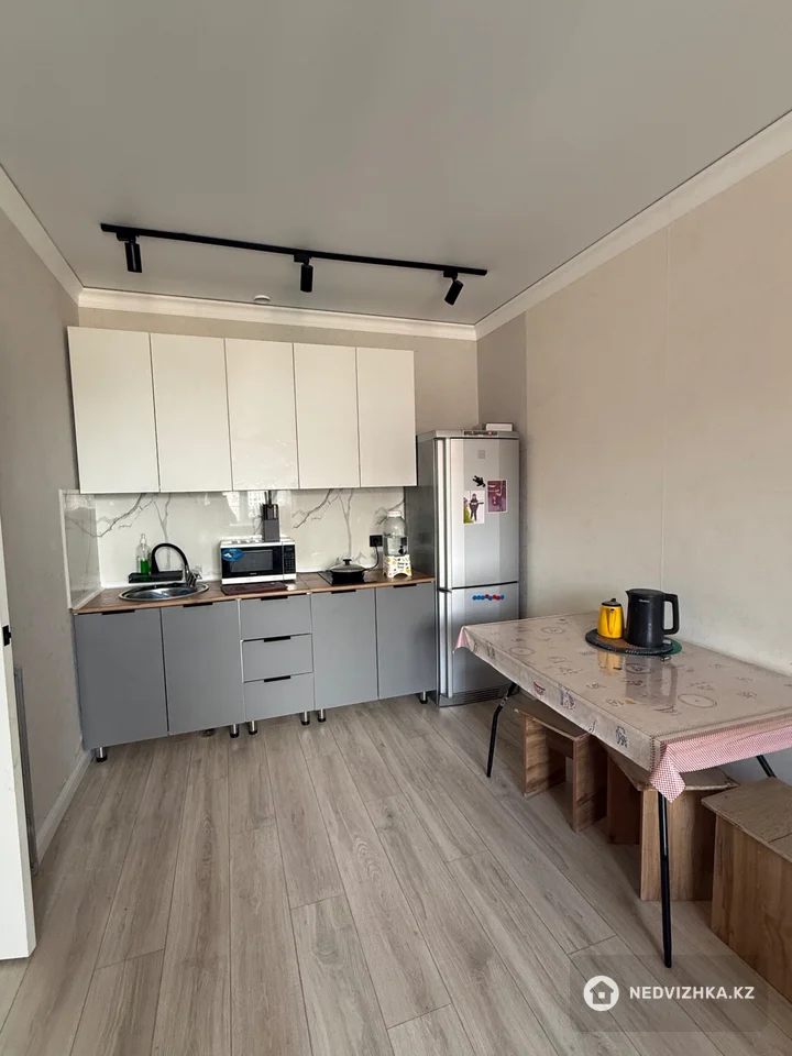 2-комнатная квартира, этаж 5 из 12, 40 м², фотография 5