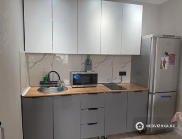 2-комнатная квартира, этаж 5 из 12, 40 м², миниатюра 10