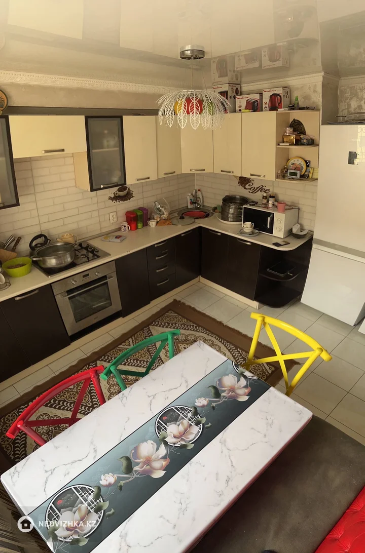 2-комнатная квартира, этаж 3 из 5, 62 м², фотография 5