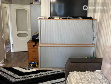 2-комнатная квартира, этаж 3 из 5, 62 м², миниатюра 9