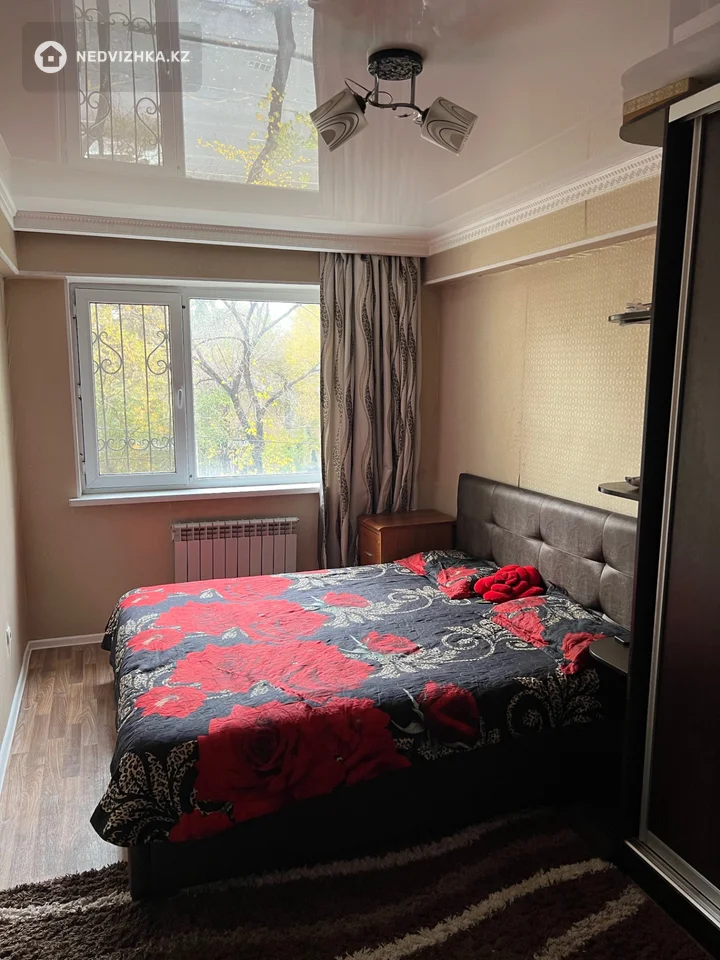 2-комнатная квартира, этаж 3 из 5, 62 м²