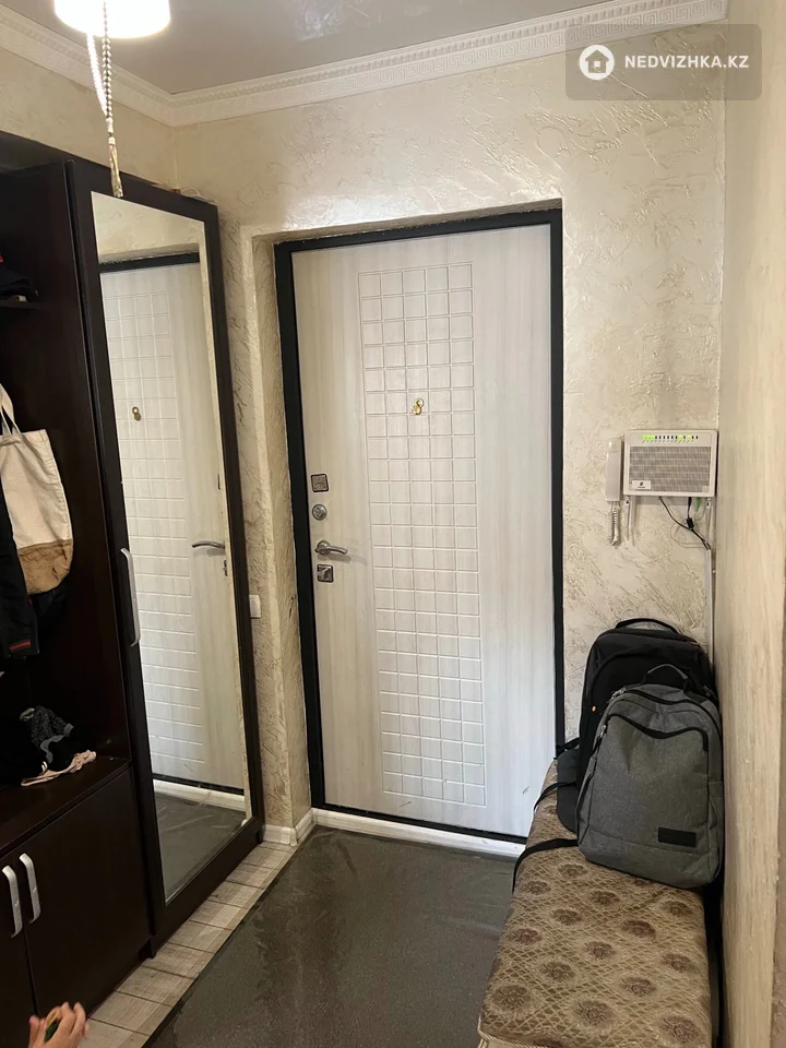 2-комнатная квартира, этаж 3 из 5, 62 м², фотография 3