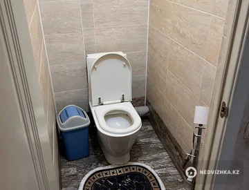 2-комнатная квартира, этаж 3 из 5, 62 м², миниатюра 6