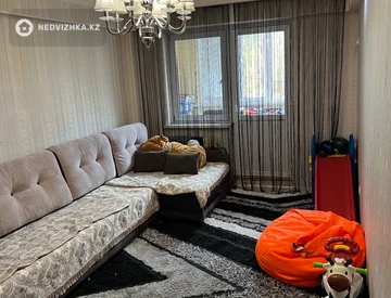 2-комнатная квартира, этаж 3 из 5, 62 м², миниатюра 9