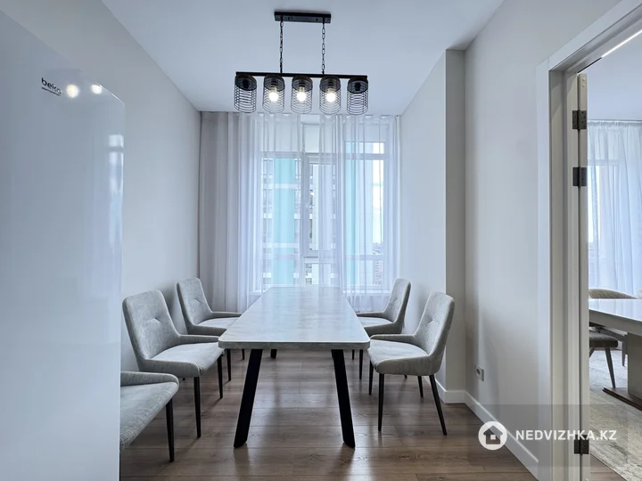 4-комнатная квартира, этаж 15 из 17, 137 м², фотография 5