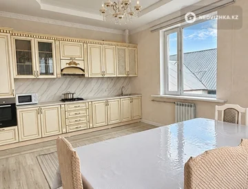 6-комнатный дом, 10 соток, 240 м², миниатюра 3