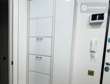 3-комнатная квартира, этаж 3 из 3, 69 м²