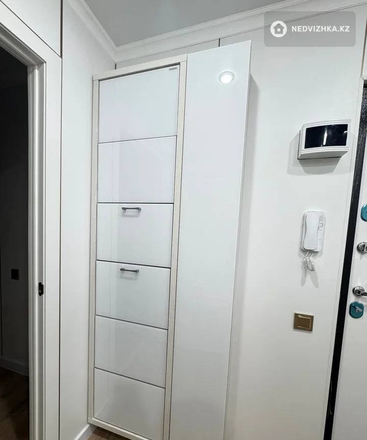 3-комнатная квартира, этаж 3 из 3, 69 м²