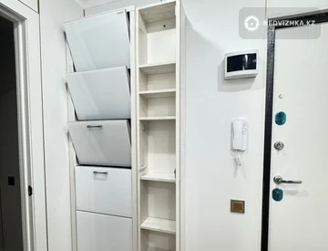 3-комнатная квартира, этаж 3 из 3, 69 м², миниатюра 6
