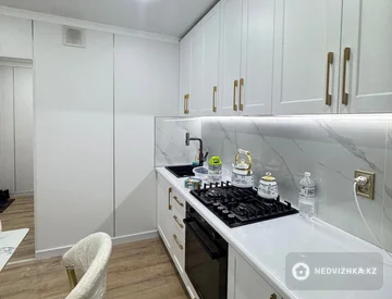 3-комнатная квартира, этаж 3 из 3, 69 м², миниатюра 12