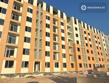 3-комнатная квартира, этаж 1 из 7, 72 м², миниатюра 4