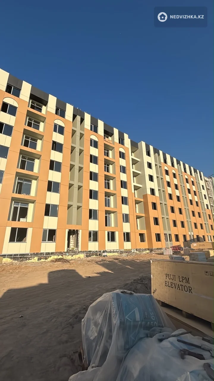 3-комнатная квартира, этаж 1 из 7, 72 м², фотография 4