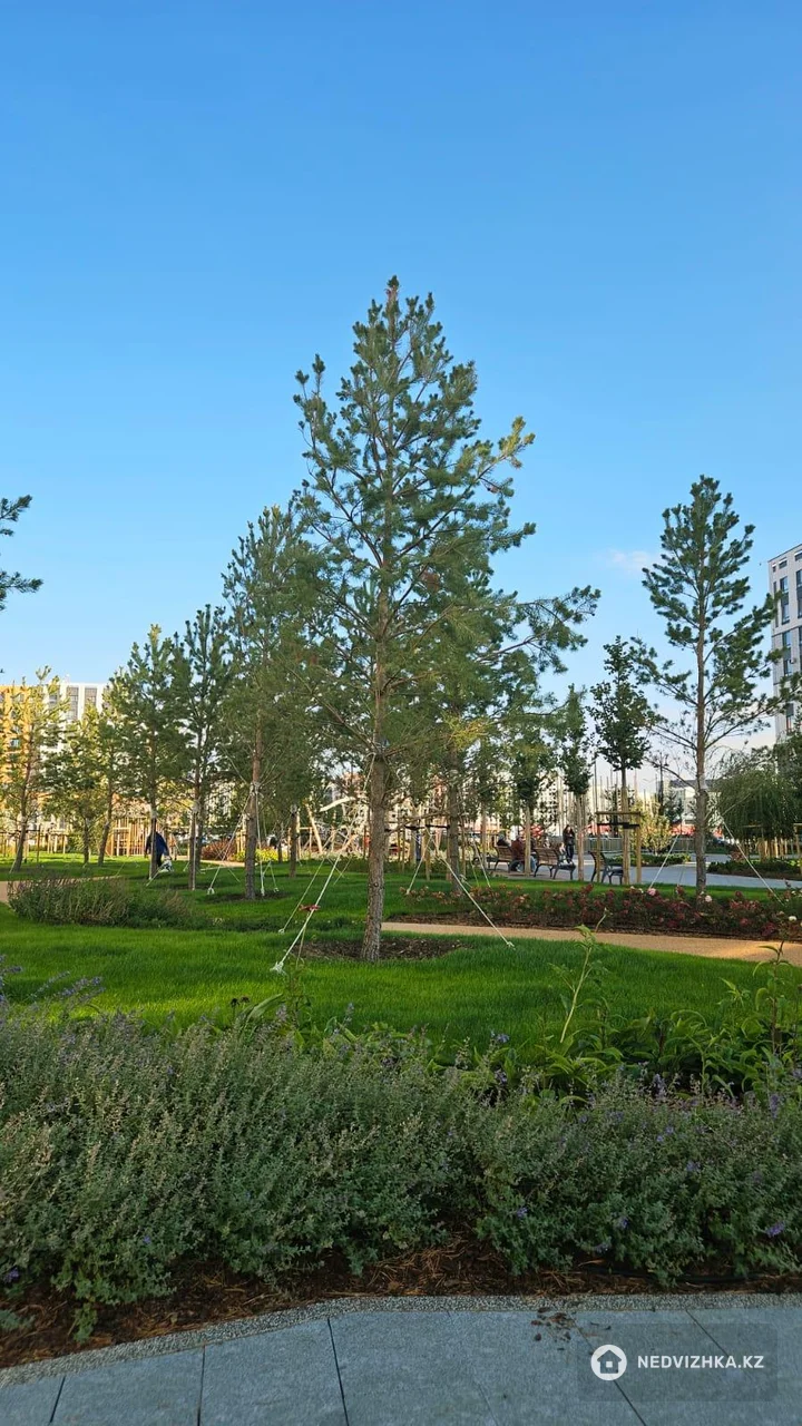 2-комнатная квартира, этаж 9 из 9, 67 м², 2-фотосурет
