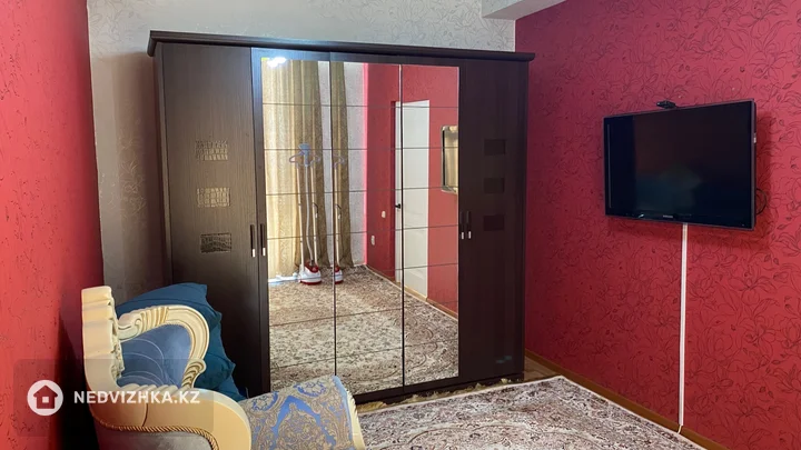3-комнатная квартира, этаж 4 из 4, 75 м², фотография 4