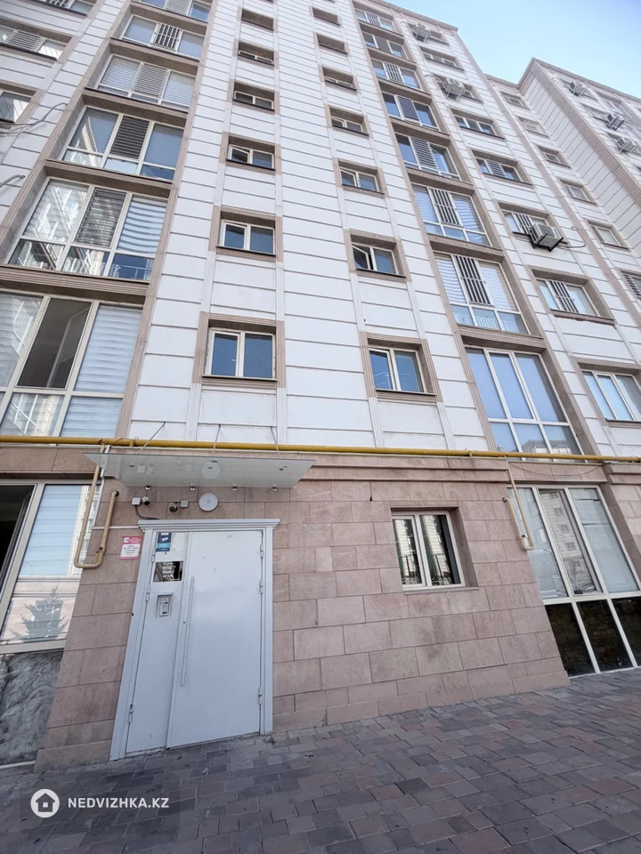 2-комнатная квартира, этаж 4 из 9, 64 м², фотография 4