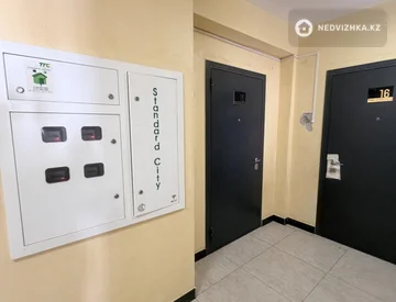 2-комнатная квартира, этаж 4 из 9, 64 м², миниатюра 12