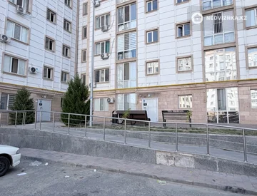 2-комнатная квартира, этаж 4 из 9, 64 м², миниатюра 5