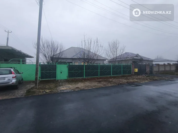4-комнатный дом, 10 соток, 130 м²
