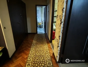 3-комнатная квартира, этаж 2 из 5, 68 м², миниатюра 6