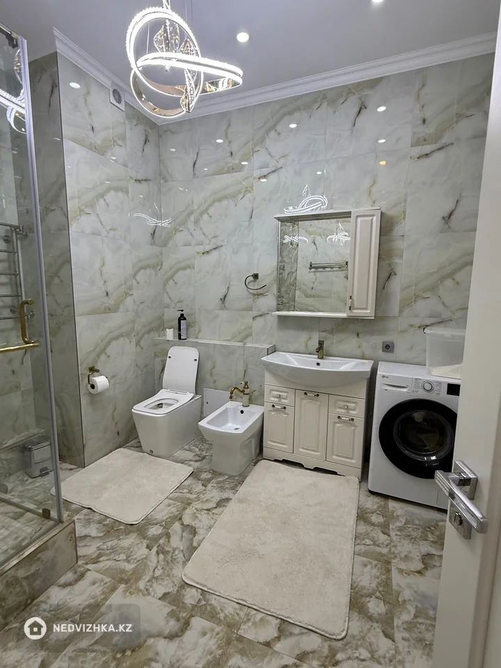 3-комнатная квартира, этаж 4 из 8, 109 м², фотография 2