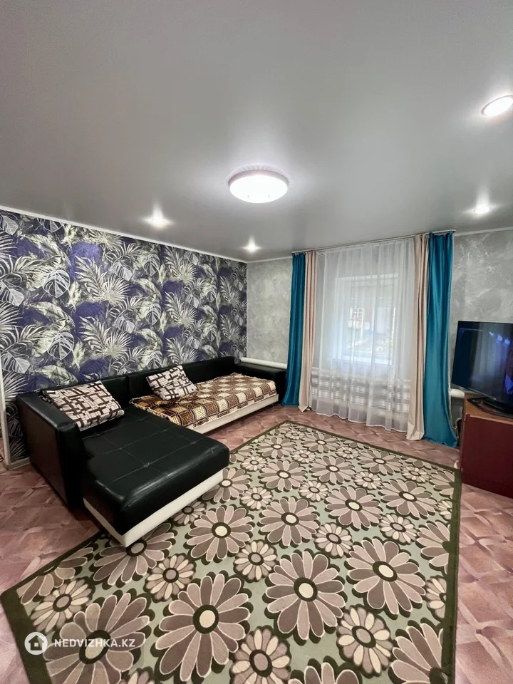 4-бөлмелі үй, 10 соттық, 107 м²
