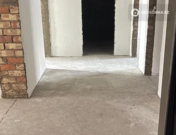 3-комнатная квартира, этаж 2 из 6, 84 м², миниатюра 8