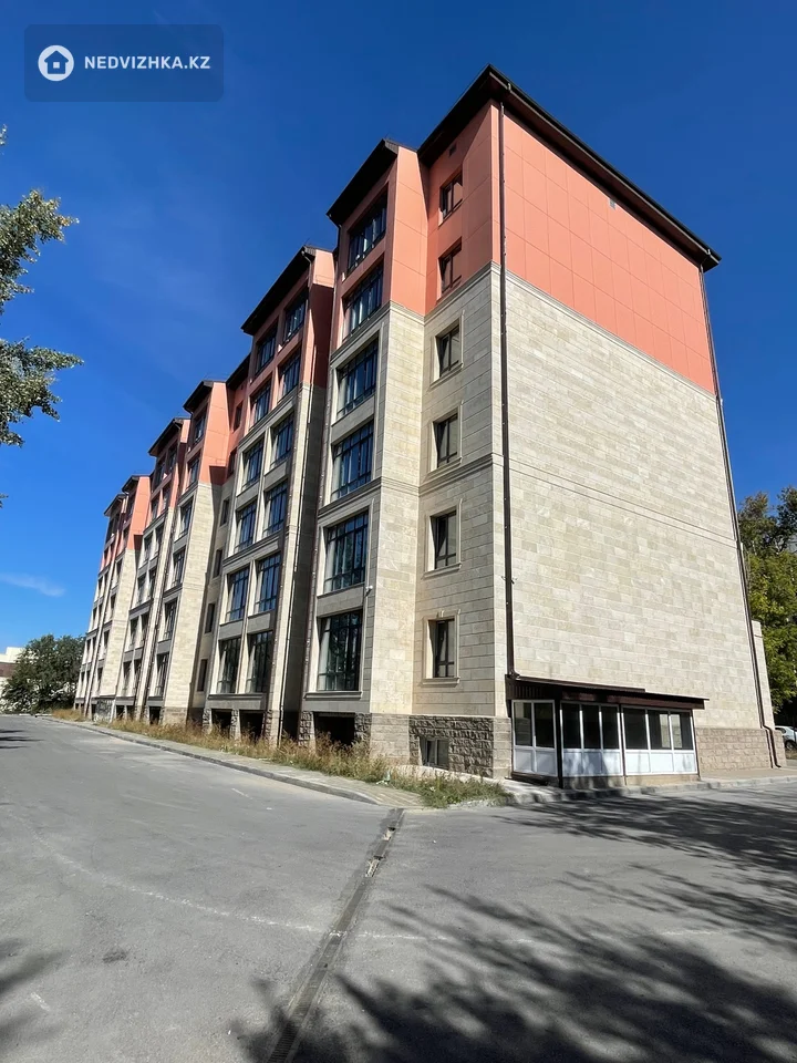 3-комнатная квартира, этаж 2 из 6, 84 м², фотография 3