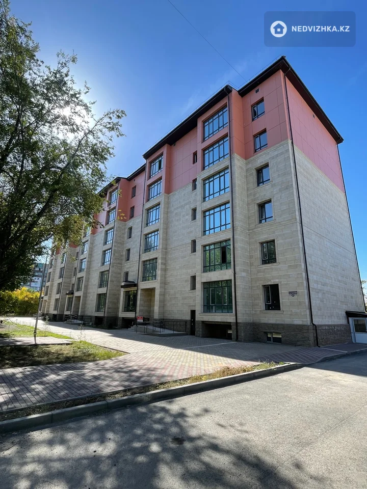 3-комнатная квартира, этаж 2 из 6, 84 м²