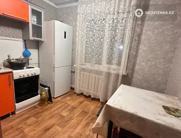 2-комнатная квартира, этаж 5 из 5, 50 м², миниатюра 2