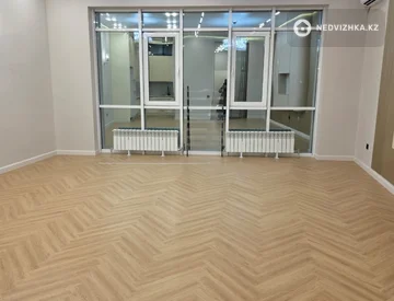 3-комнатная квартира, этаж 5 из 8, 141 м², миниатюра 3