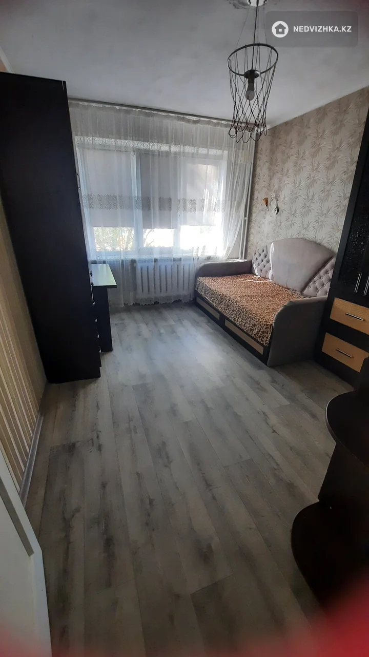 3-комнатная квартира, этаж 3 из 5, 65 м², На длительный срок, фотография 5
