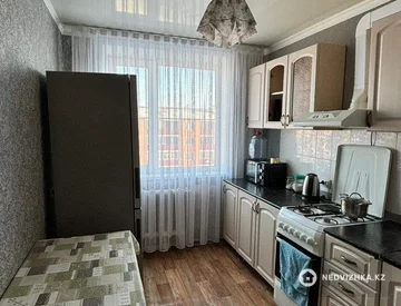 2-комнатная квартира, этаж 5 из 5, 51 м², миниатюра 3